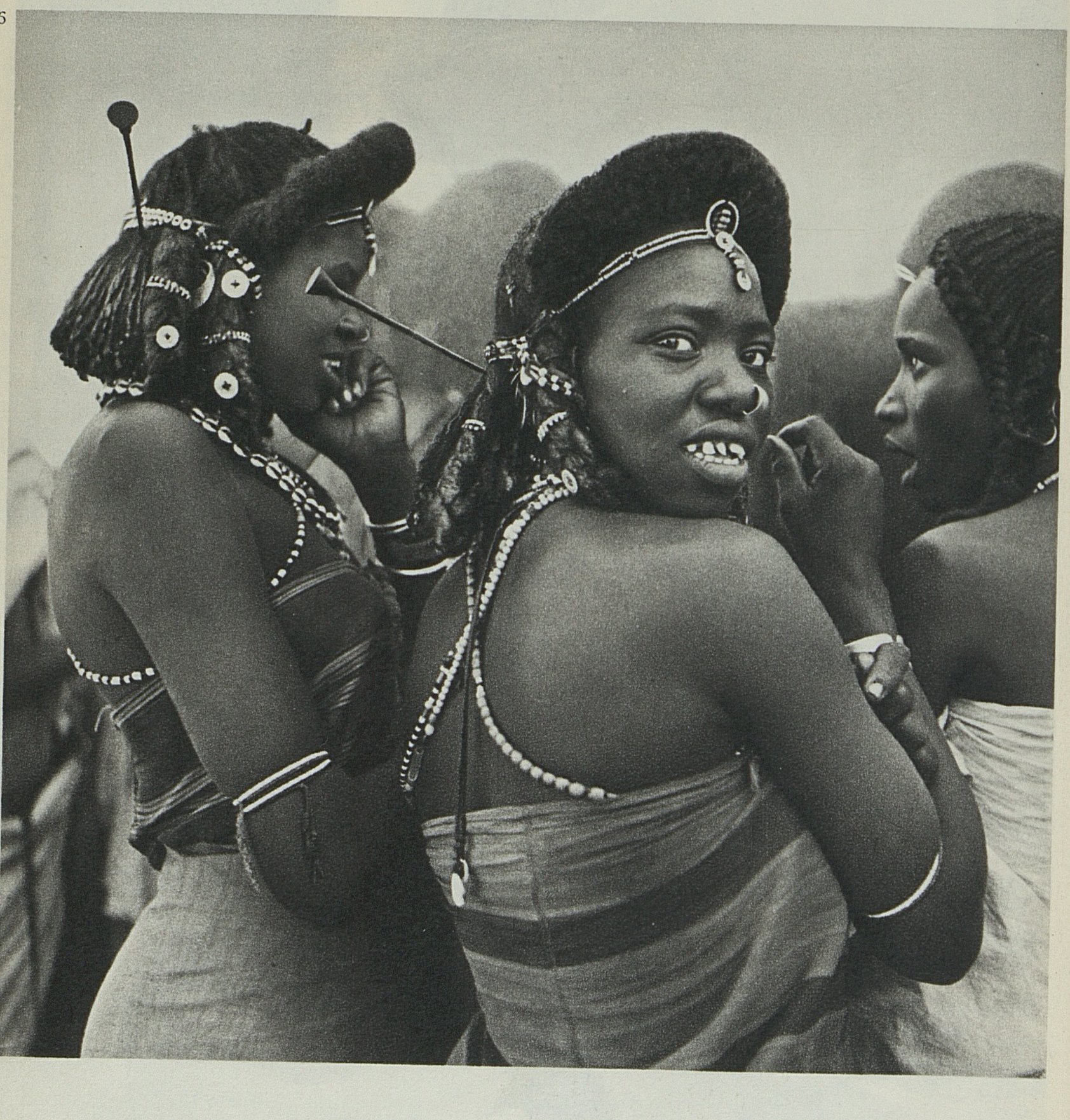 ኣዋልድ ኩናማ 1947